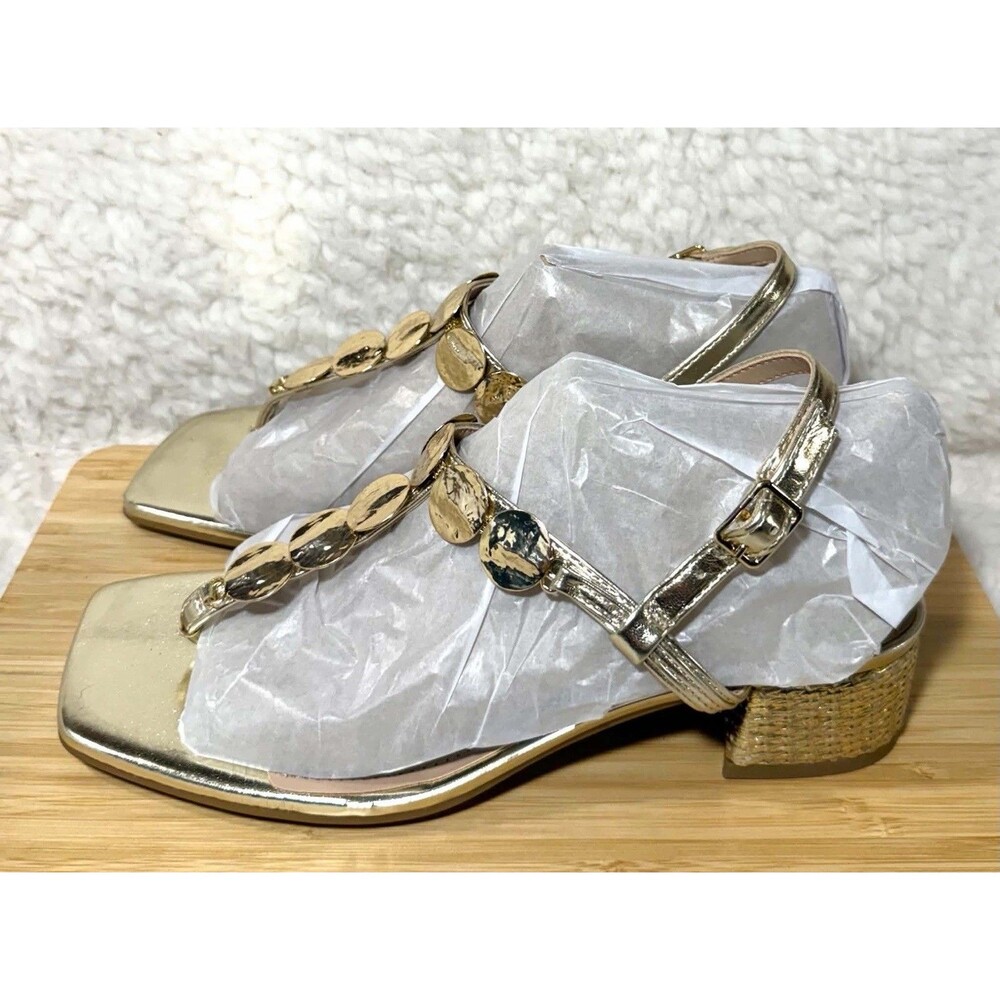 Marc Fisher Caylie Gold T-Strap Block Heel Sandals Womens 6.5M NEW - Picture 2 of 8